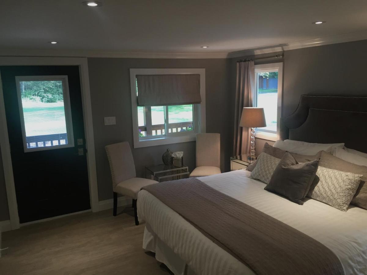 Somerset Lakeside Resort Банкрофт Экстерьер фото