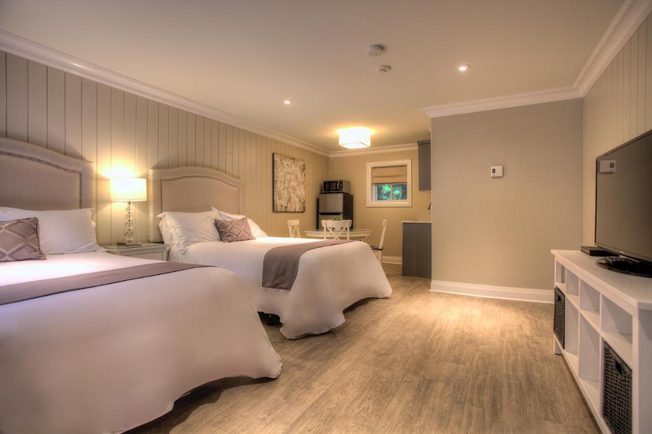 Somerset Lakeside Resort Банкрофт Экстерьер фото